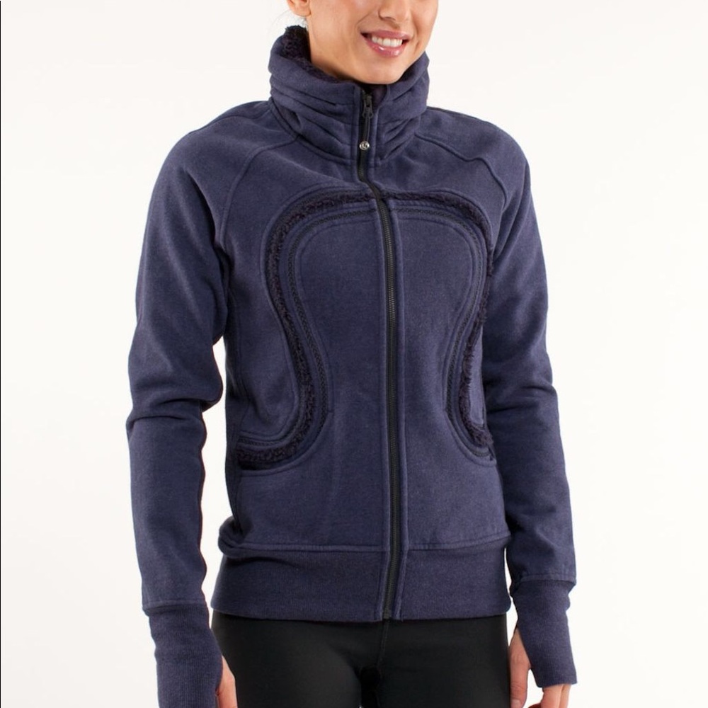 SALE!!! Lululemon Cuddle Up Jacket 4 limited edition